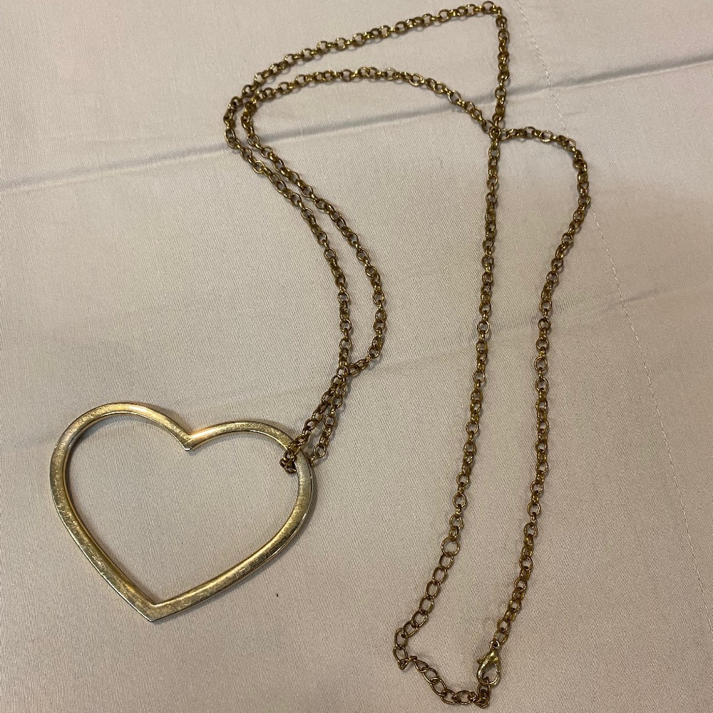 GOLD HEART PENDANT